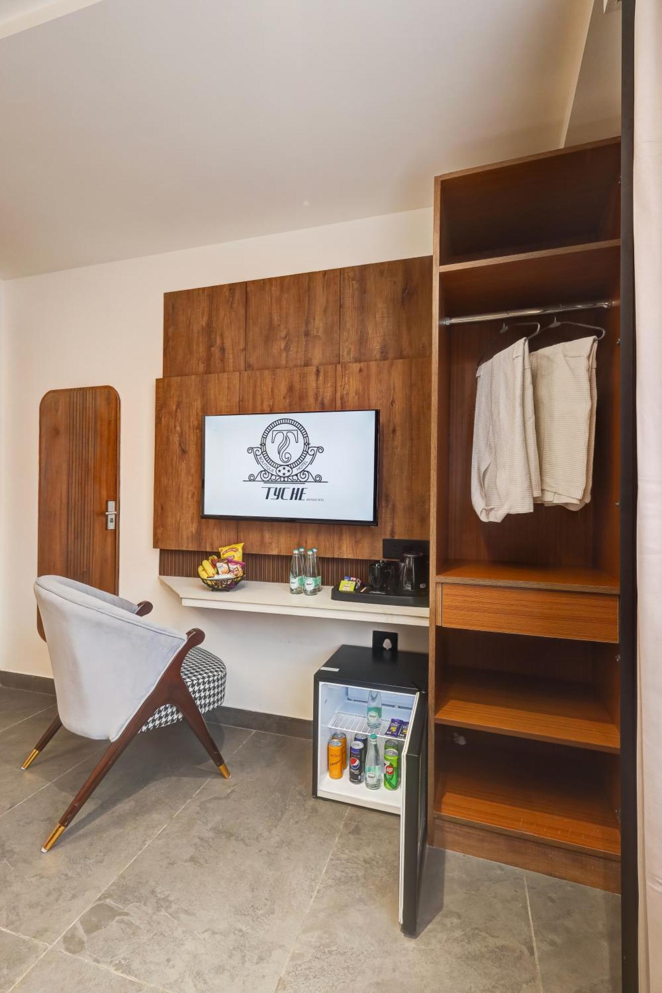 The Tyche New Delhi - Traveller'S Choice Award Winner 2025 Extérieur photo