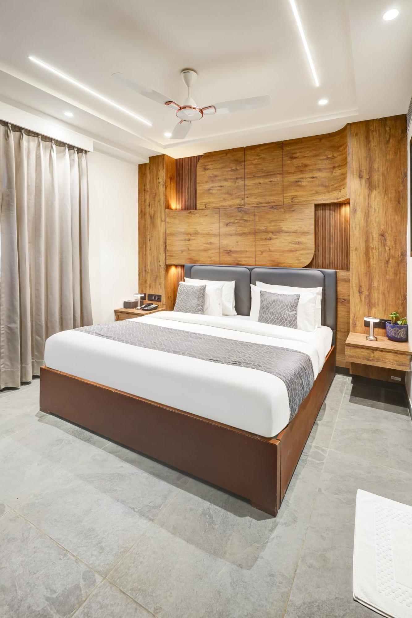 The Tyche New Delhi - Traveller'S Choice Award Winner 2025 Extérieur photo